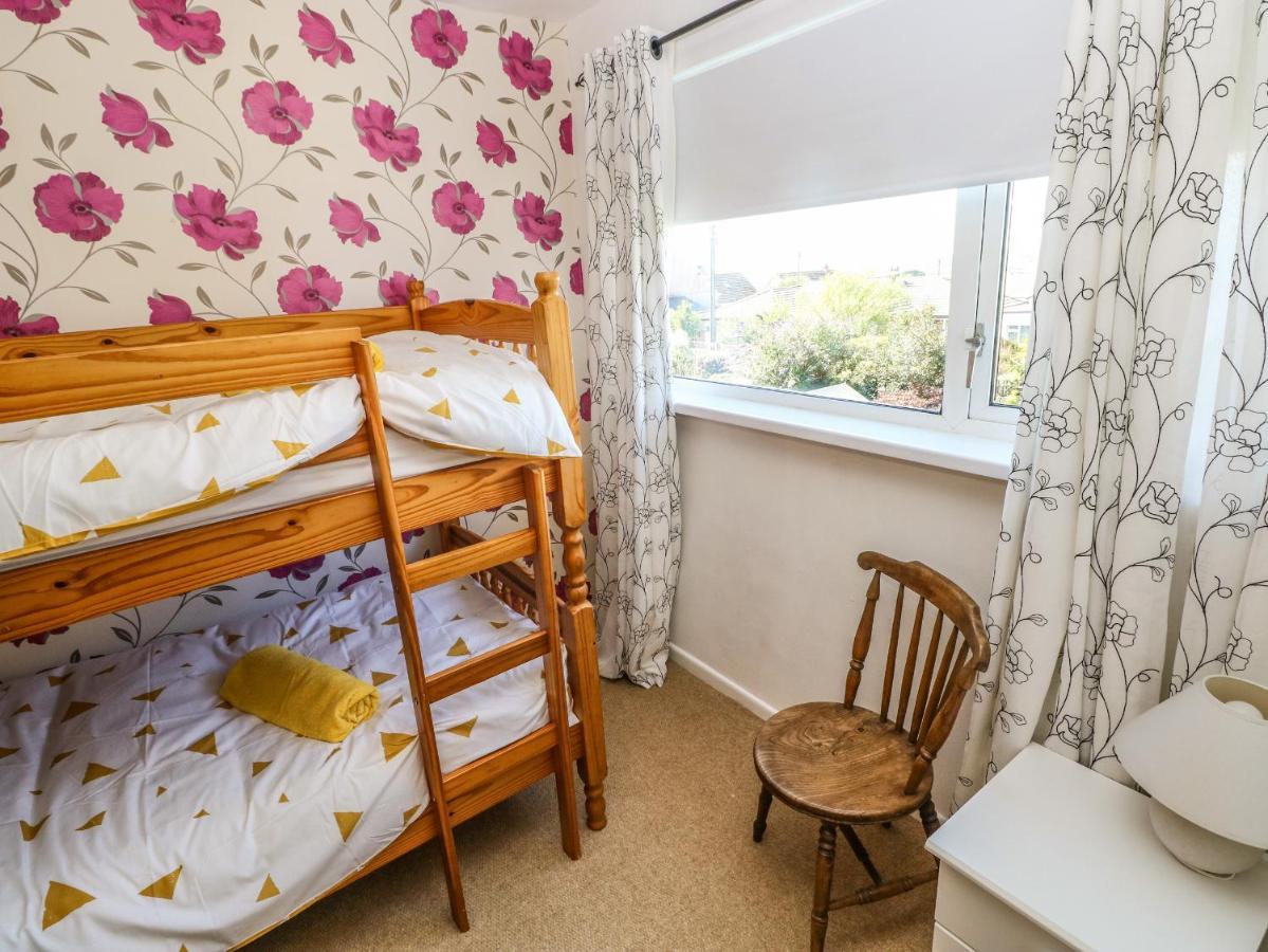 53 St Brides View Villa Haverfordwest Bagian luar foto